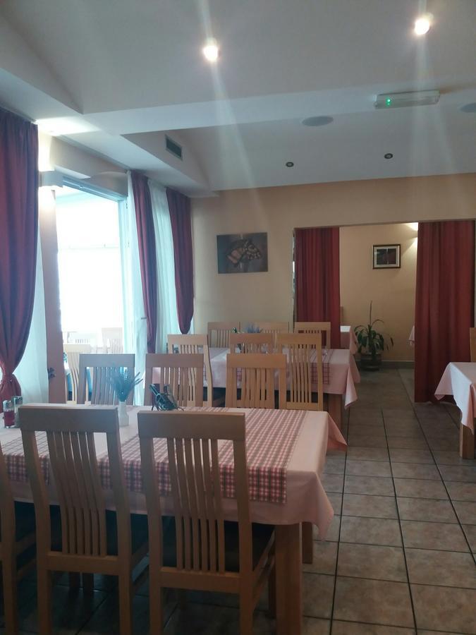 Motel Restoran Gurman Banja Luka Buitenkant foto